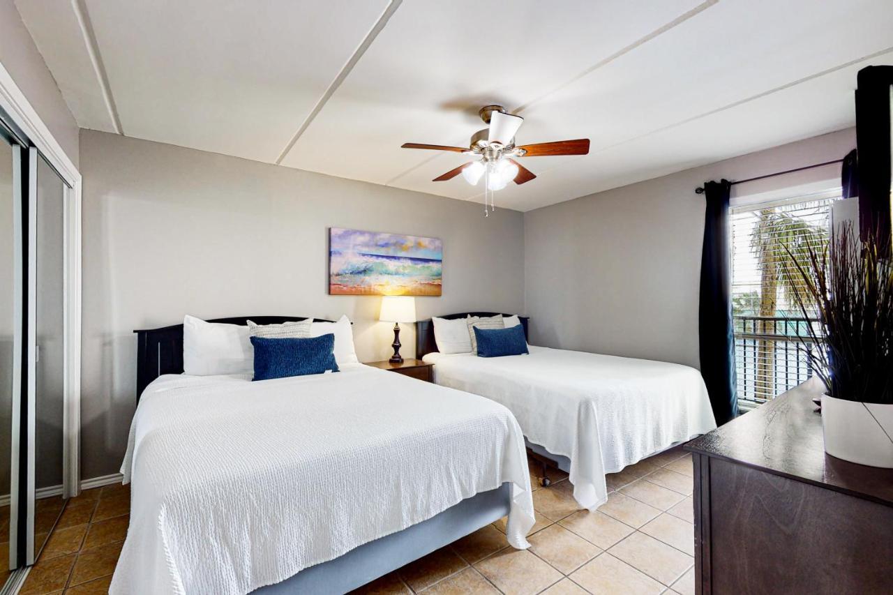 Suntide III Condos II South Padre Island Room photo